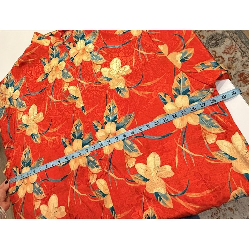 Vintage 1970s Mrs. Roper Red Floral Caftan Muumuu Dress Zip Front Plus Size 1X - Picture 9 of 13